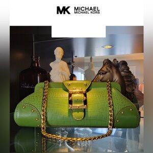 MICHAEL KORS SATCHEL STUNNING Y2K Shoulder Bag Pebble Leather